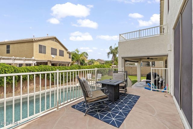 7342 W TETHER Trail, Peoria, AZ 85383