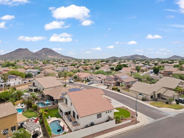 7342 W TETHER Trail, Peoria, AZ 85383