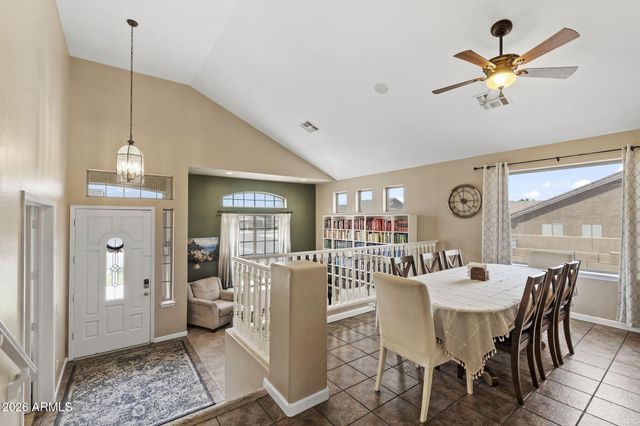 7342 W TETHER Trail, Peoria, AZ 85383