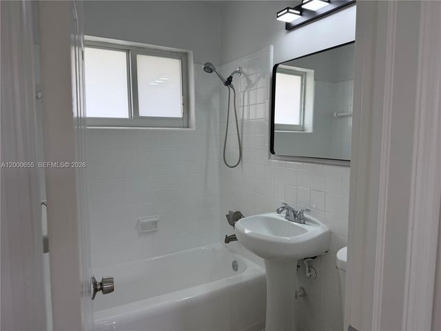 19701 Christmas Rd, Cutler Bay, FL 33157