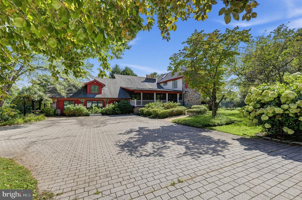 1120 CLOVER LN, GLEN MILLS, PA 19342 — photo 2