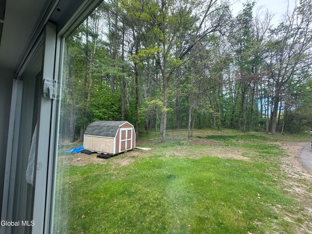 1073 Middleline Road, Ballston Spa, NY 12020