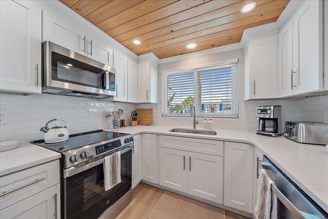 914 SPANISH DRIVE S 76, Longboat Key, FL 34228