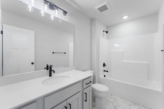 14990 144th Avenue N, Dayton, MN 55327