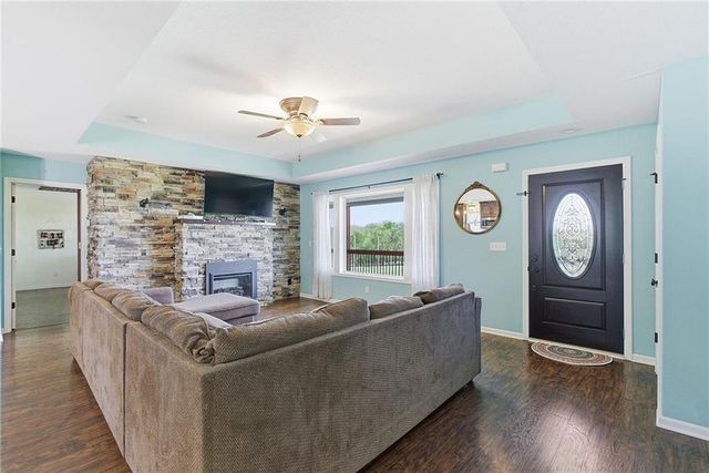 30960 Somerset Road, Paola, KS 66071