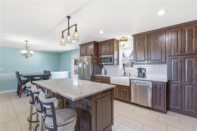 30960 Somerset Road, Paola, KS 66071