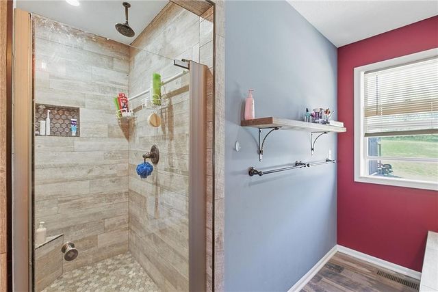 30960 Somerset Road, Paola, KS 66071