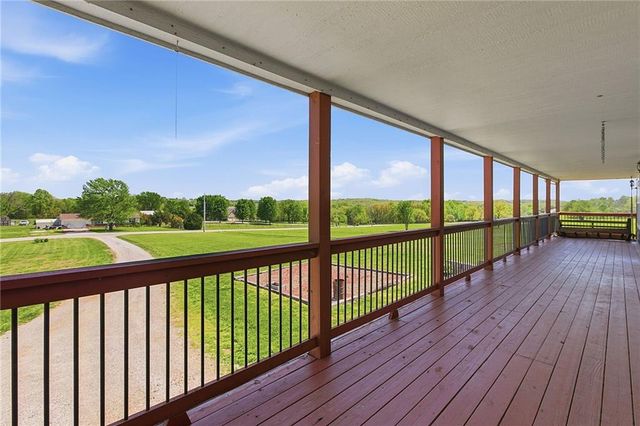 30960 Somerset Road, Paola, KS 66071