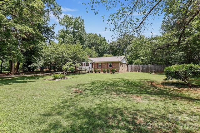 821 Ferrell Avenue, Charlotte, NC 28216