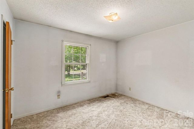 821 Ferrell Avenue, Charlotte, NC 28216