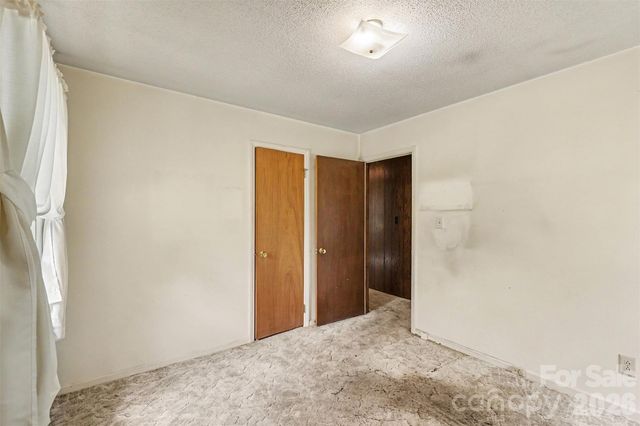 821 Ferrell Avenue, Charlotte, NC 28216