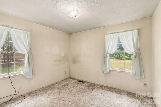 821 Ferrell Avenue, Charlotte, NC 28216