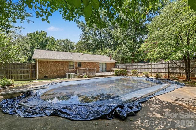 821 Ferrell Avenue, Charlotte, NC 28216