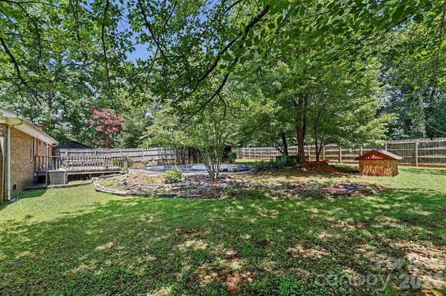 821 Ferrell Avenue, Charlotte, NC 28216
