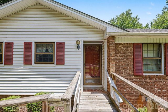 821 Ferrell Avenue, Charlotte, NC 28216