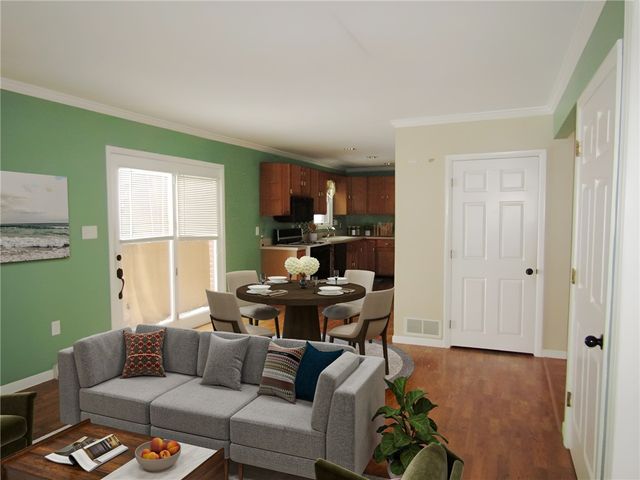 165 Oakdale Dr, Zelienople Boro, PA 16063