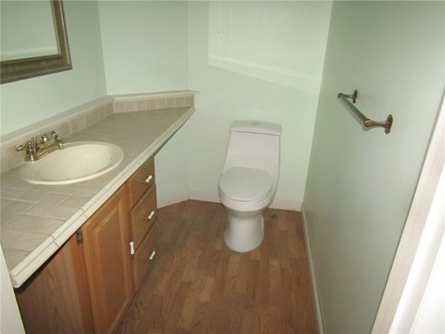 165 Oakdale Dr, Zelienople Boro, PA 16063