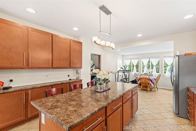 218 N Jackson Street, Spring Lake, MI 49456