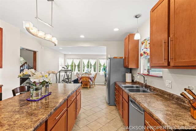 218 N Jackson Street, Spring Lake, MI 49456