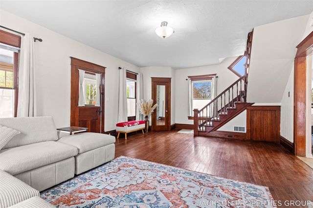 218 N Jackson Street, Spring Lake, MI 49456