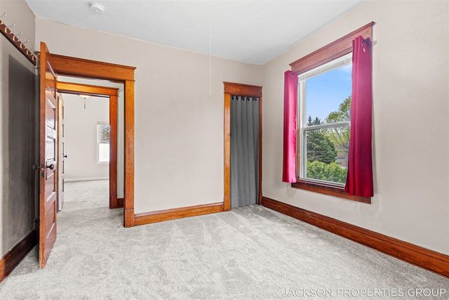 218 N Jackson Street, Spring Lake, MI 49456