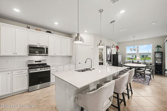 8984 Nixie Avenue, Melbourne, FL 32940