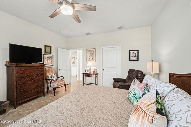8984 Nixie Avenue, Melbourne, FL 32940