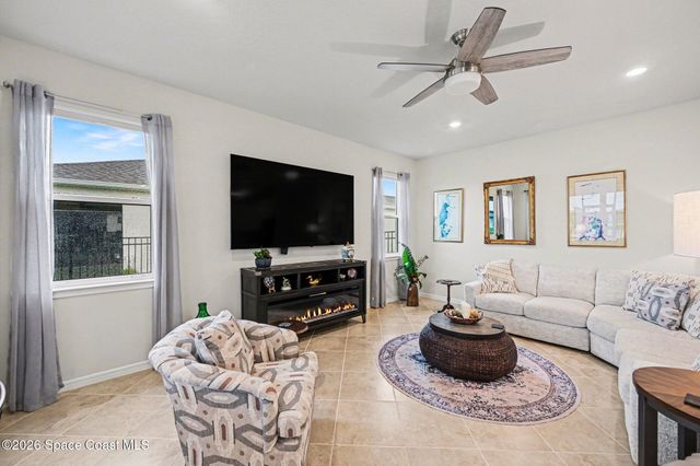 8984 Nixie Avenue, Melbourne, FL 32940