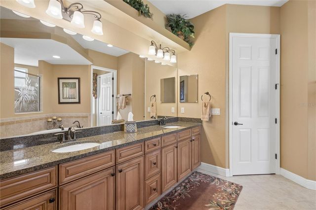 1376 WINDING LAKES CT, North Port, FL 34291