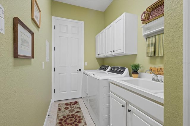 1376 WINDING LAKES CT, North Port, FL 34291