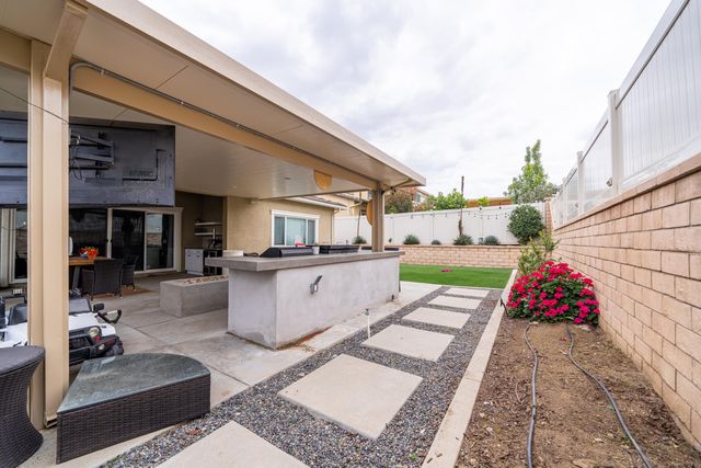 411 Calabrese Street, Fallbrook, CA 92028