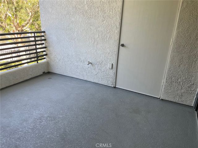 230 LILLE LANE 204, Newport Beach, CA 92663