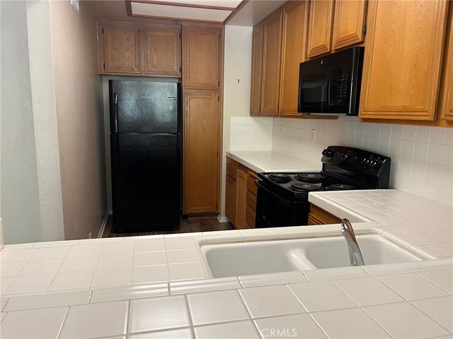 230 LILLE LANE 204, Newport Beach, CA 92663