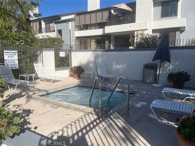 230 LILLE LANE 204, Newport Beach, CA 92663