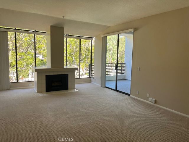 230 LILLE LANE 204, Newport Beach, CA 92663