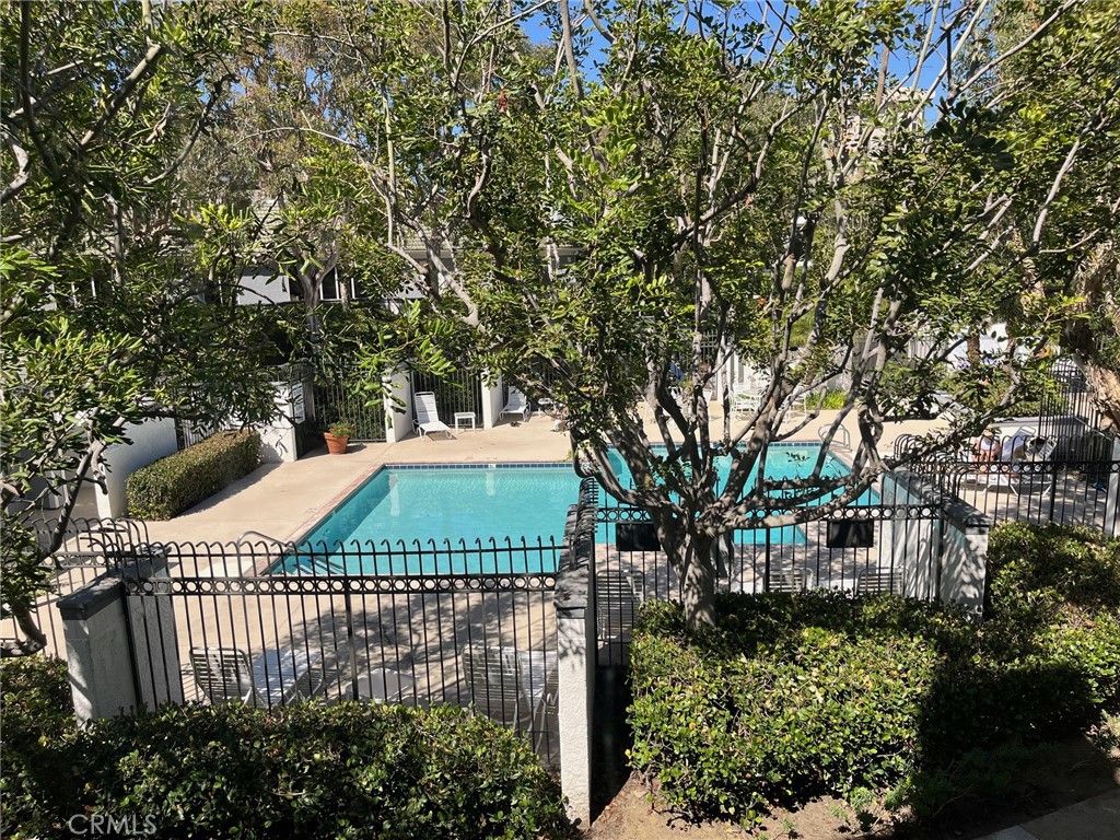 230 LILLE LANE 204, Newport Beach, CA 92663