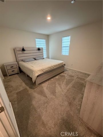 475 N Glenwood, Rialto, CA 92376