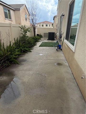 475 N Glenwood, Rialto, CA 92376