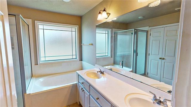 223 Karten Lane, College Station, TX 77845