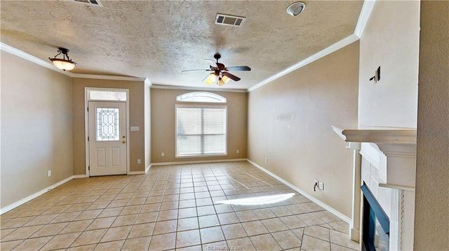 223 Karten Lane, College Station, TX 77845