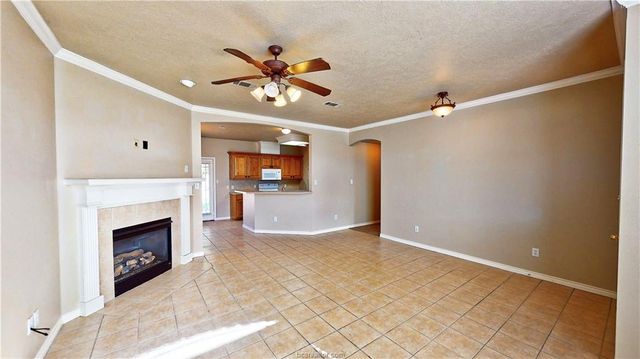 223 Karten Lane, College Station, TX 77845