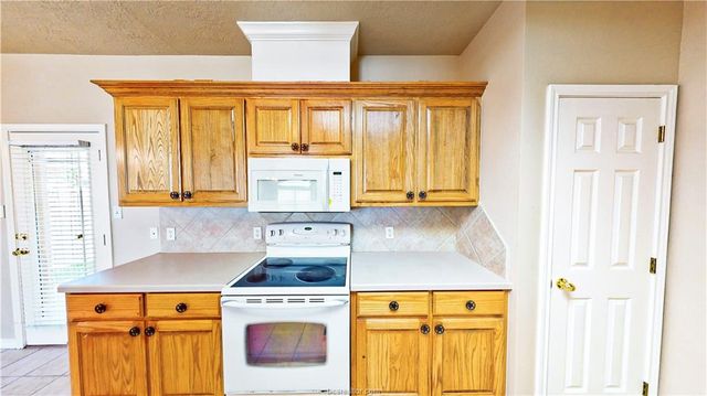 223 Karten Lane, College Station, TX 77845