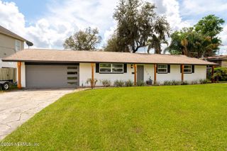 256 BAISDEN Road, Jacksonville, FL 32218