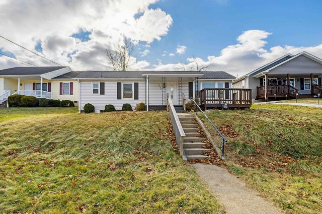 1340 B ST, Waynesboro, VA 22980