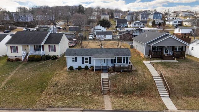 1340 B ST, Waynesboro, VA 22980