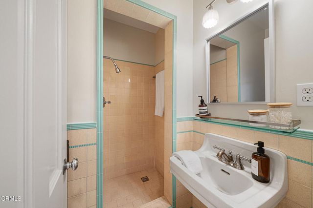 2240 Sherwood Road, San Marino, CA 91108