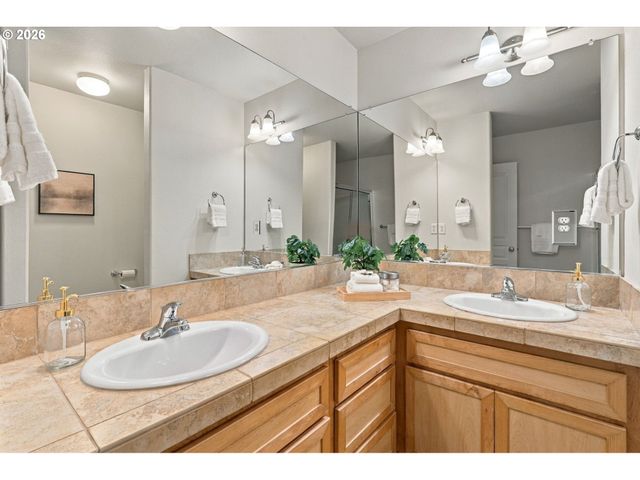 17151 Sw WHITLEY Way, Beaverton, OR 97006