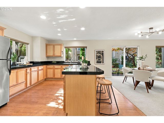 17151 Sw WHITLEY Way, Beaverton, OR 97006