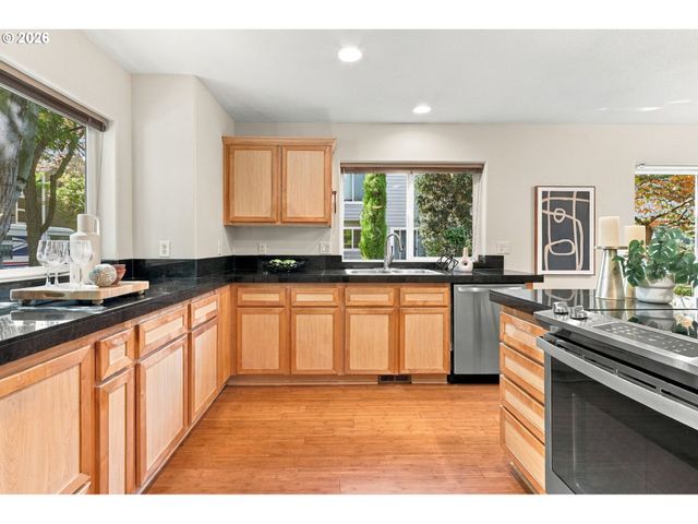 17151 Sw WHITLEY Way, Beaverton, OR 97006