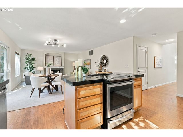 17151 Sw WHITLEY Way, Beaverton, OR 97006